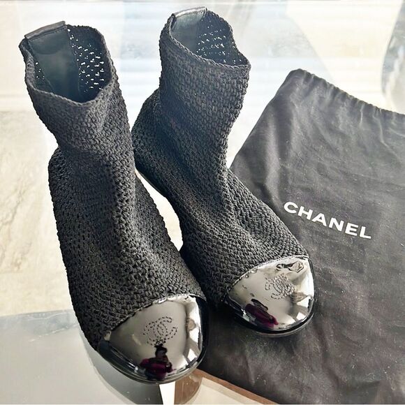 Rare CHANEL Crochet Patent Leather Cap Toe Sock Booties, Black, Size 35 - Picture 2 of 11